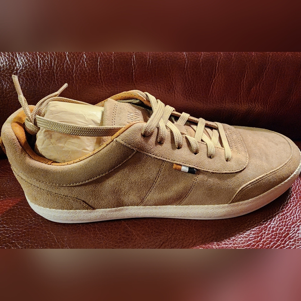 Allen Edmonds Tan Suede Sneaker With Fabric Trim 10 1/2 D NIB